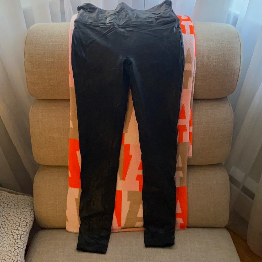 🧡 Spanx Black Faux Leather Leggings